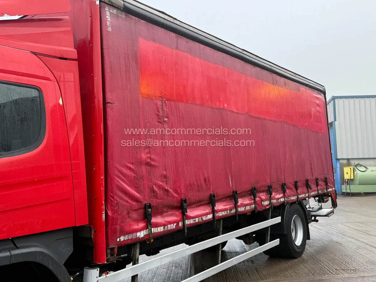 2011 SCANIA P230 CURTAINSIDER - Image 4