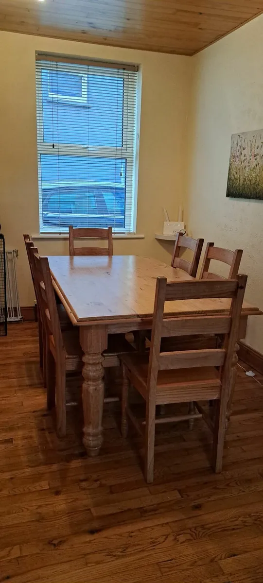 Dining Table & 6 Chairs - Image 1