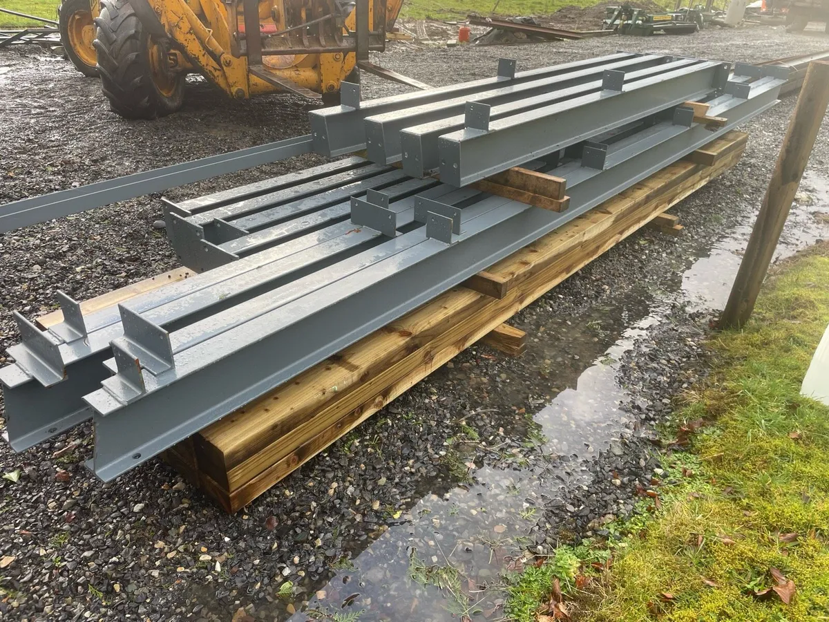 3 bay lean to shed - Image 1