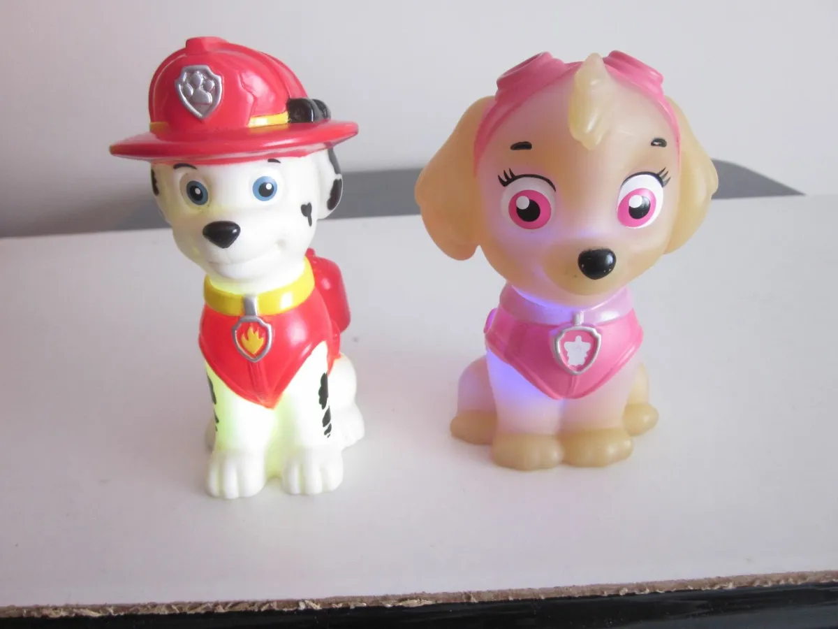 Paw Patrol Marshall &Skye Changing  Night Lights - Image 1