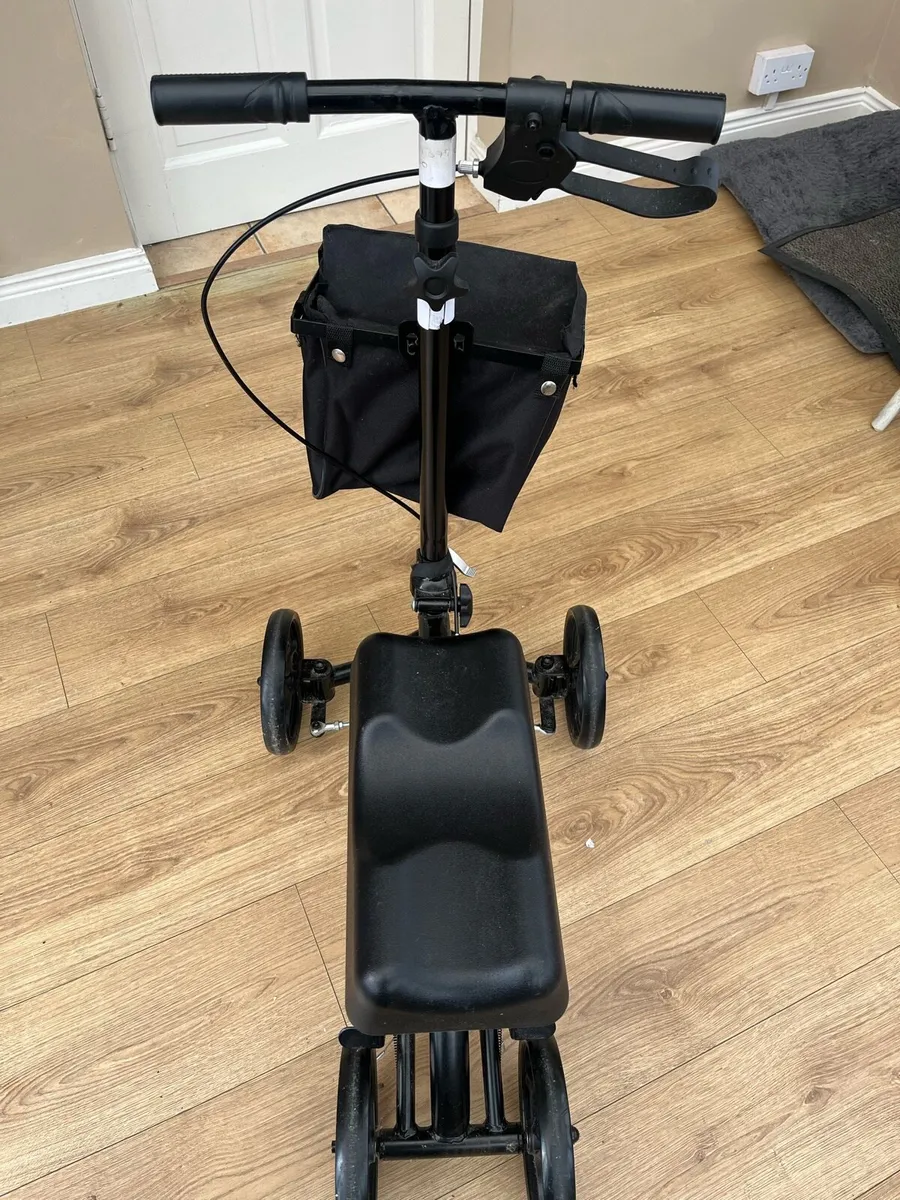 Mobile knee walker - Image 2
