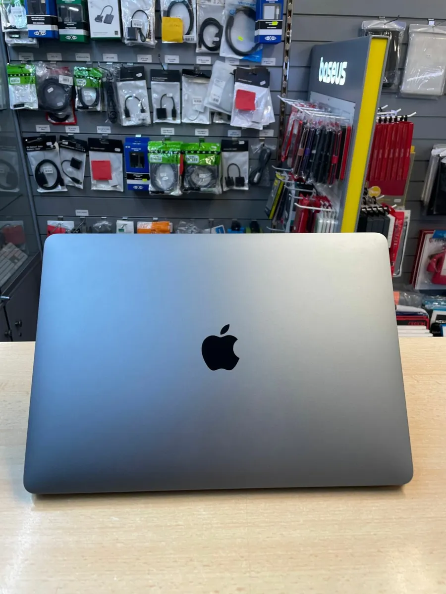 Macbook Air 13" 2018 - Image 3