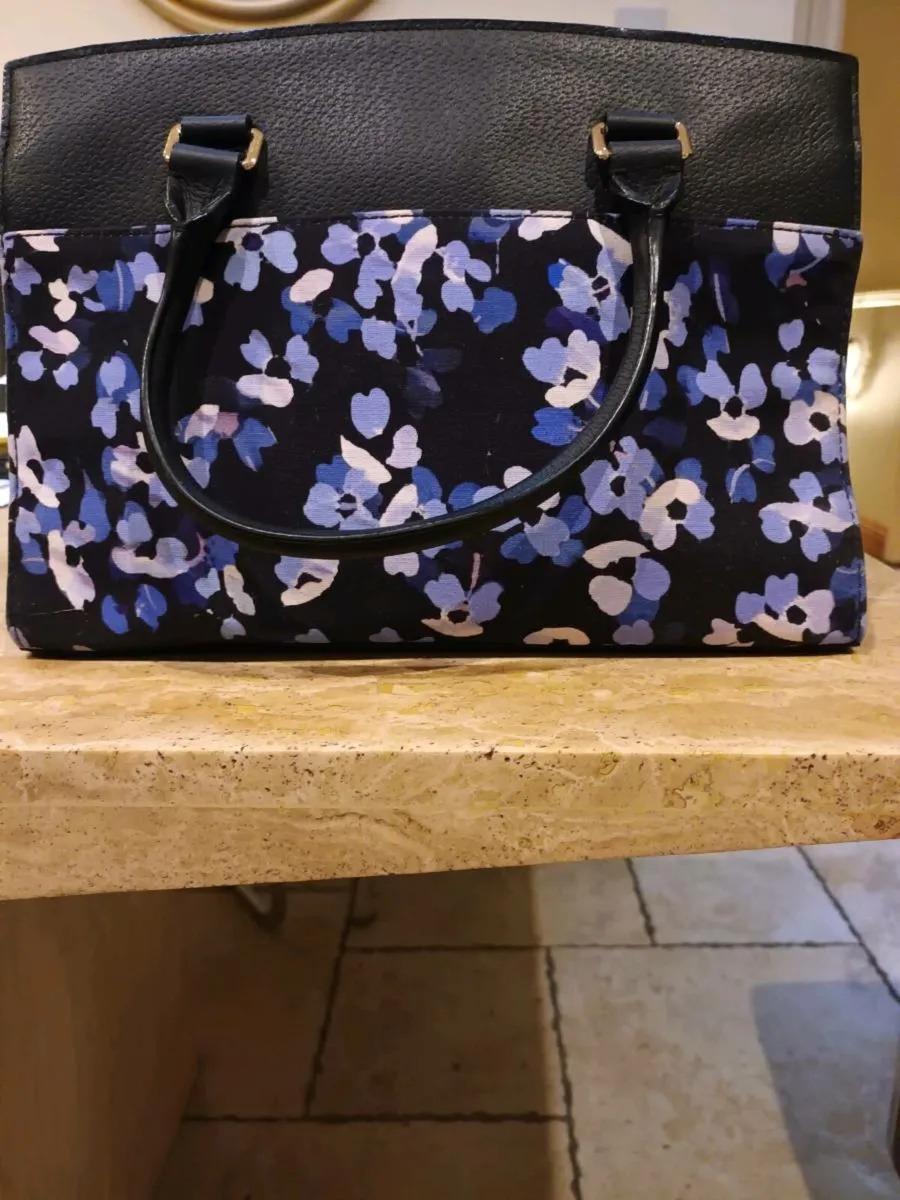 Kate Spade New York floral Tote style handbag - Image 2