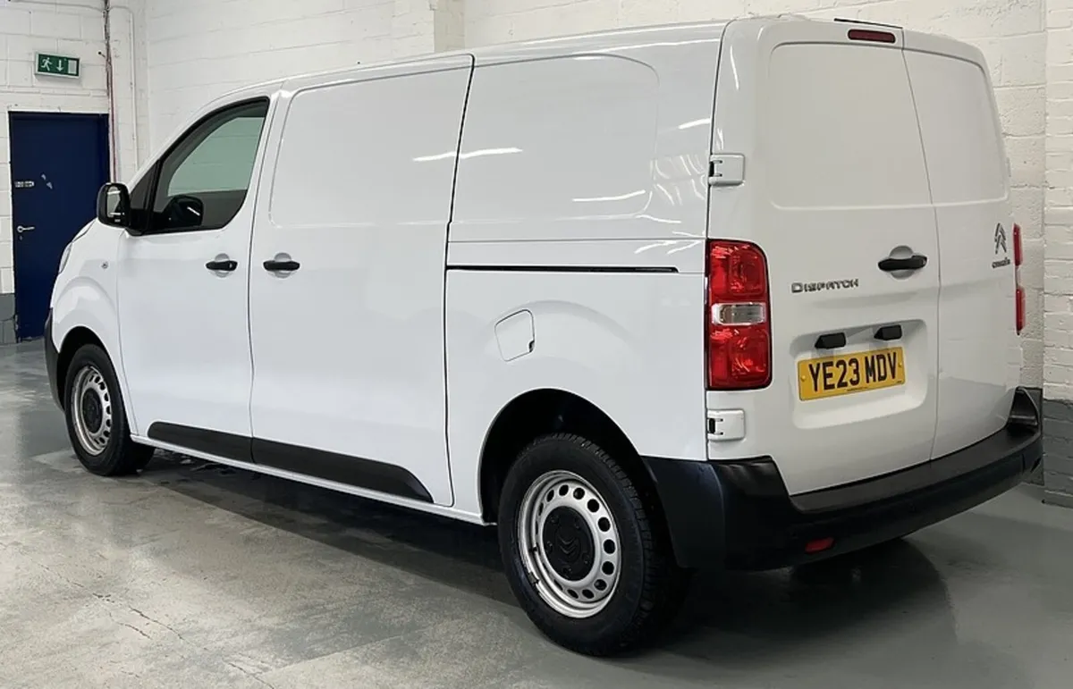 2023 Citroen Dispatch Panel Van - Image 3