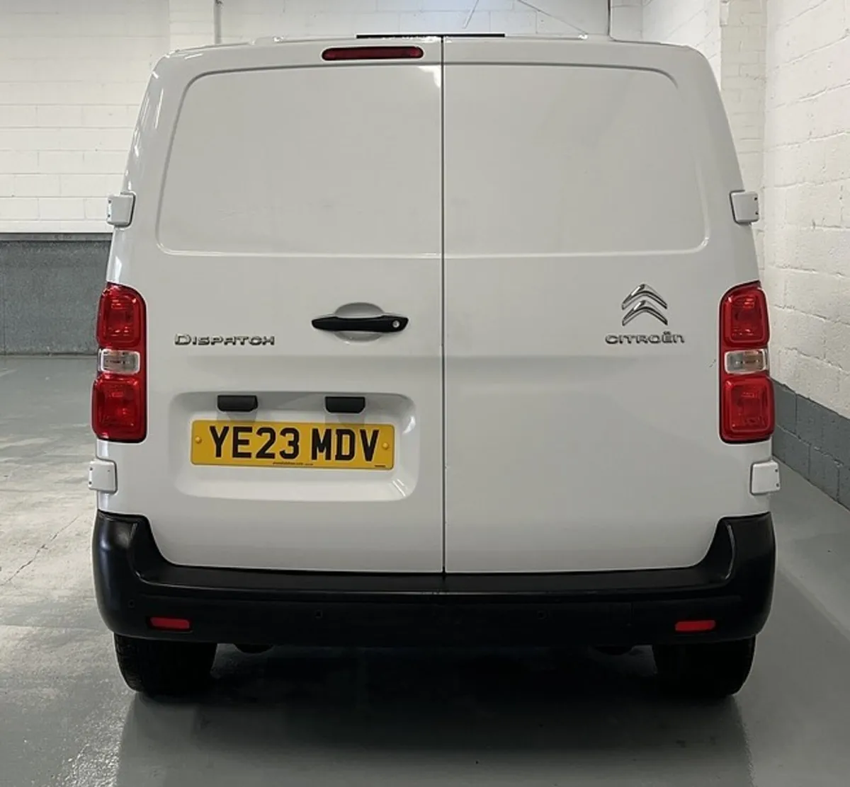 2023 Citroen Dispatch Panel Van - Image 2
