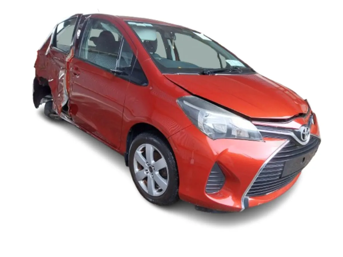2015 TOYOTA YARIS For Breaking/Dismantling - Image 3