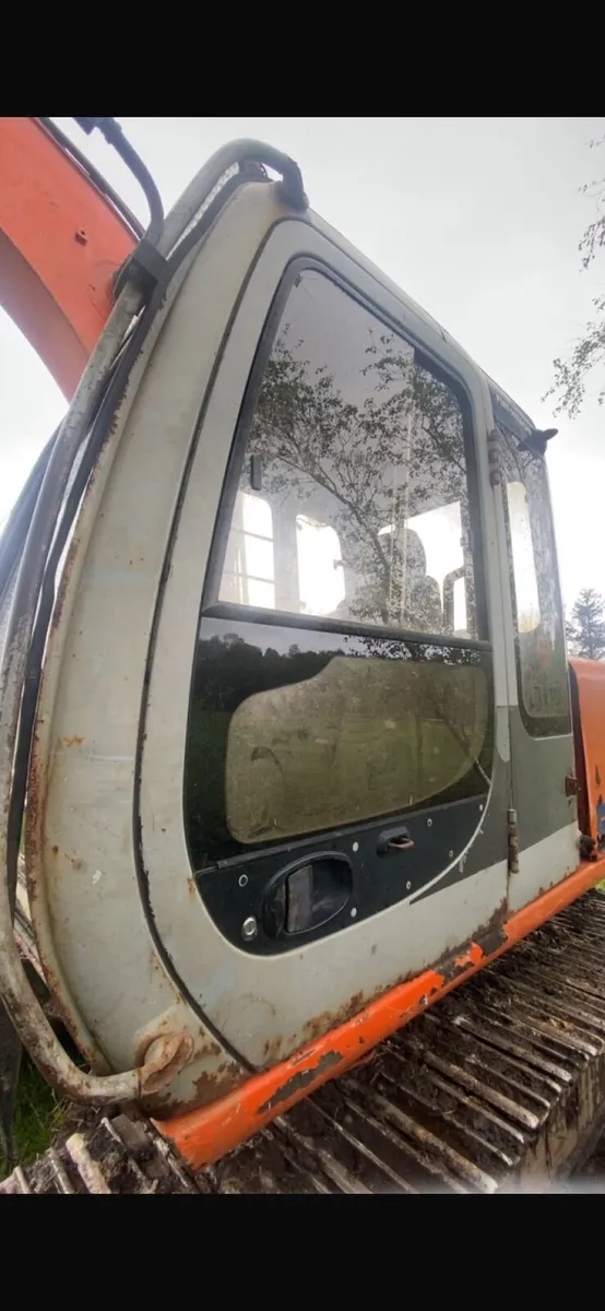 Fiat Hitachi 135 - Image 4