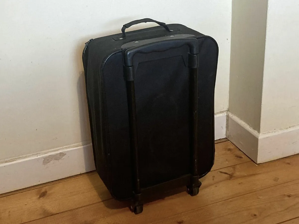 Kids’ Rolling Suitcase – Disney Cars Theme - Image 4