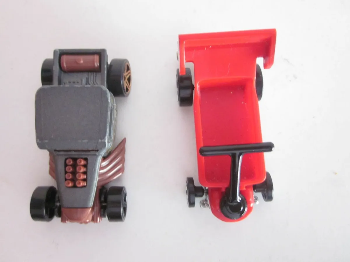 5 Hot Wheels Car Bundle - Image 3