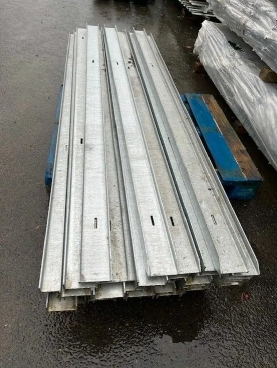 6ft HIGH PALISADE FENCING - Image 2