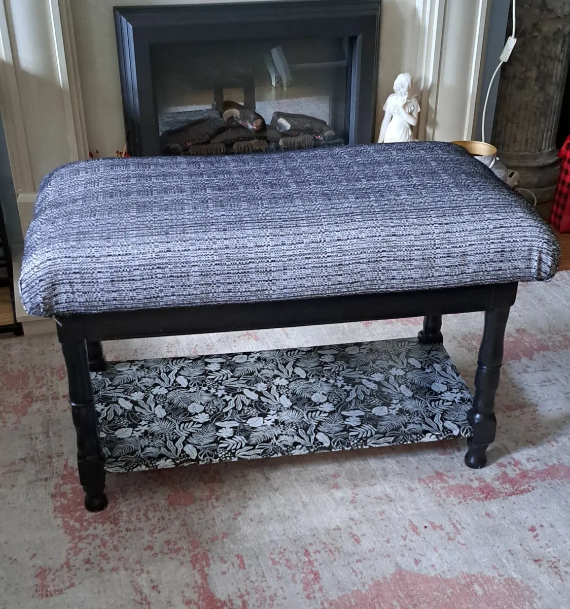 Bench seat - Image 1