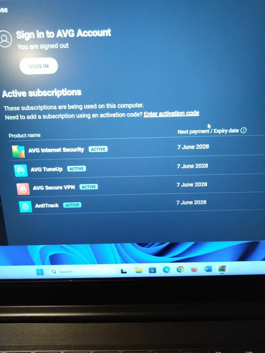 Avita Pura 15.6" Laptop + 349 Euros Of Software - Image 3