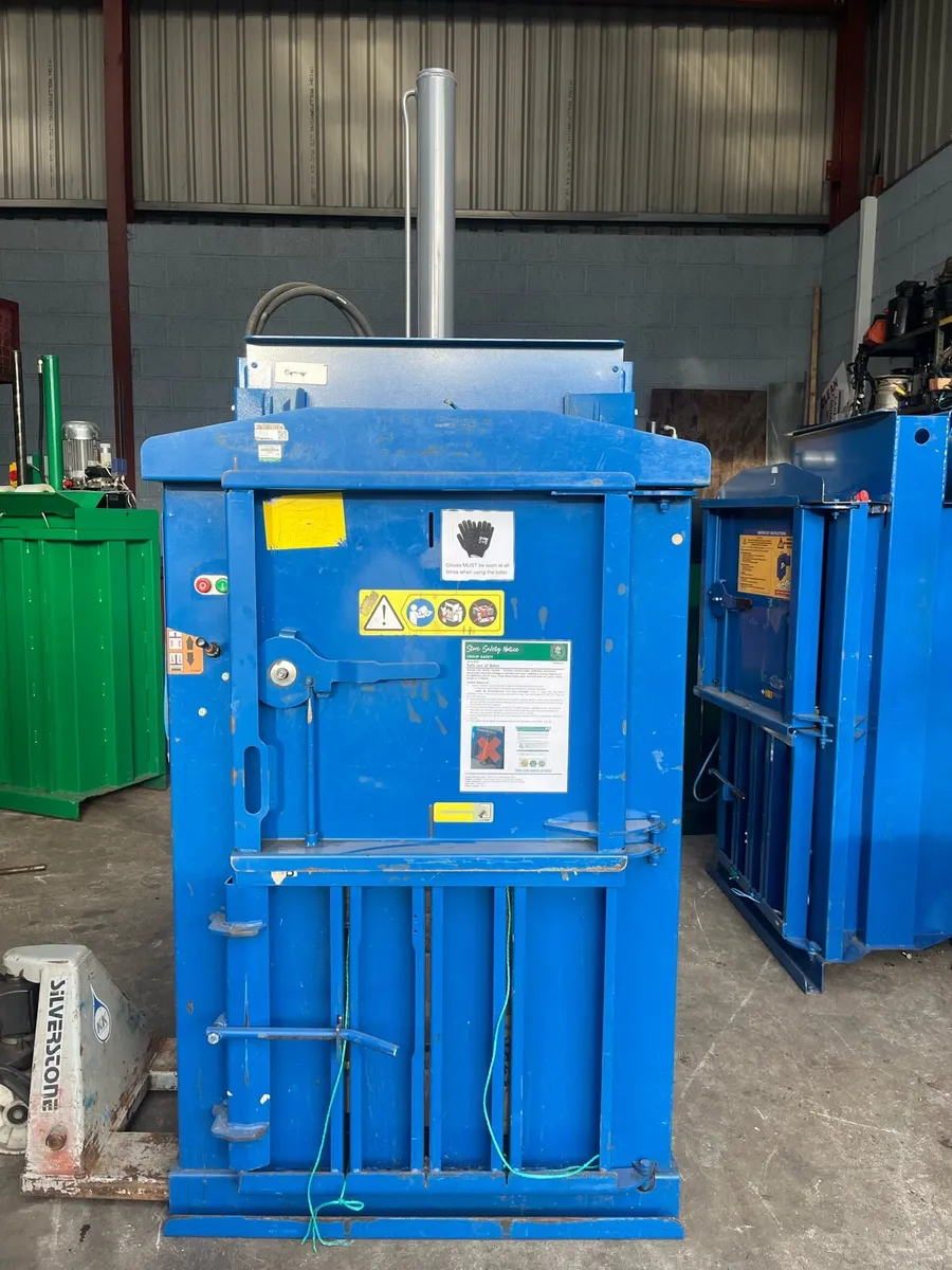 Cardboard plastic baler compactor recycling - Image 3