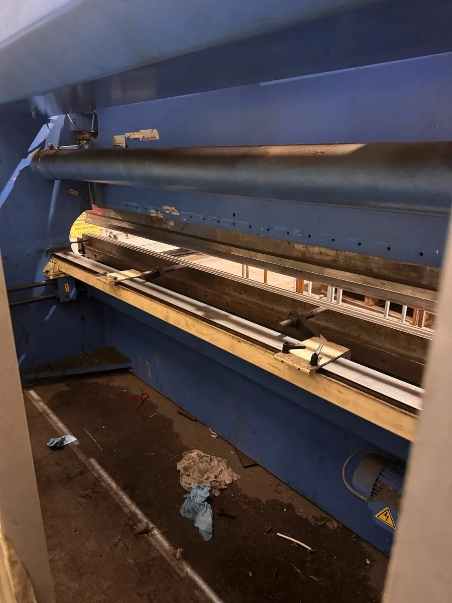 Used HACO PPM3075  - 3Meter/ 75 ton Press btake - Image 3