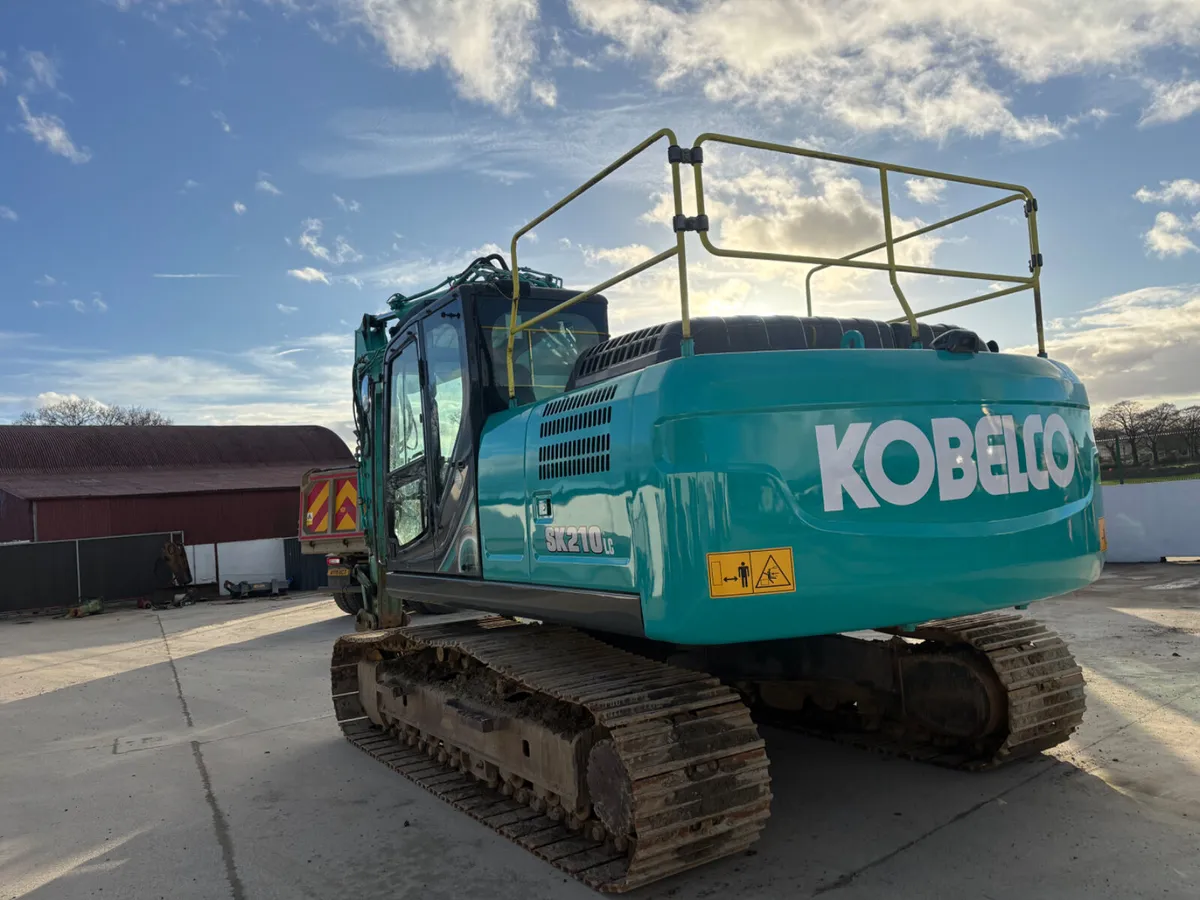 Kobelco sk210 year 2016 - Image 1