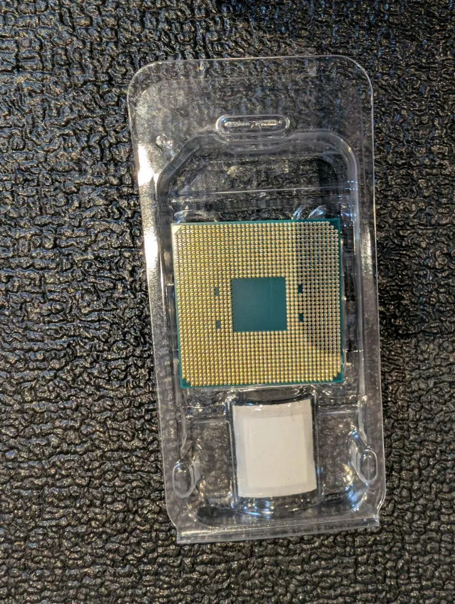 Amd Ryzen 7 3700X AM4 CPU - Image 3
