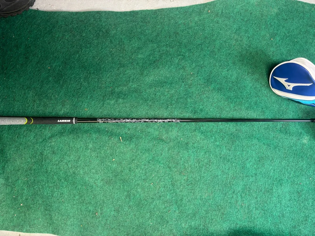 Mizuno ST max 230 driver - Image 1