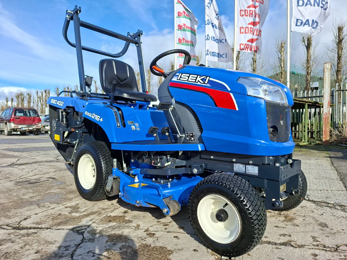 Iseki sxg 216 ride on mower - Image 1