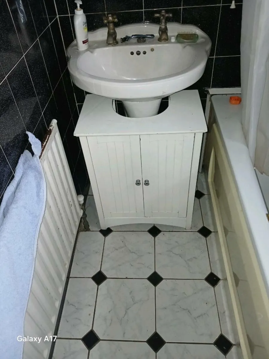 ROCKING chair and headboard - Image 3