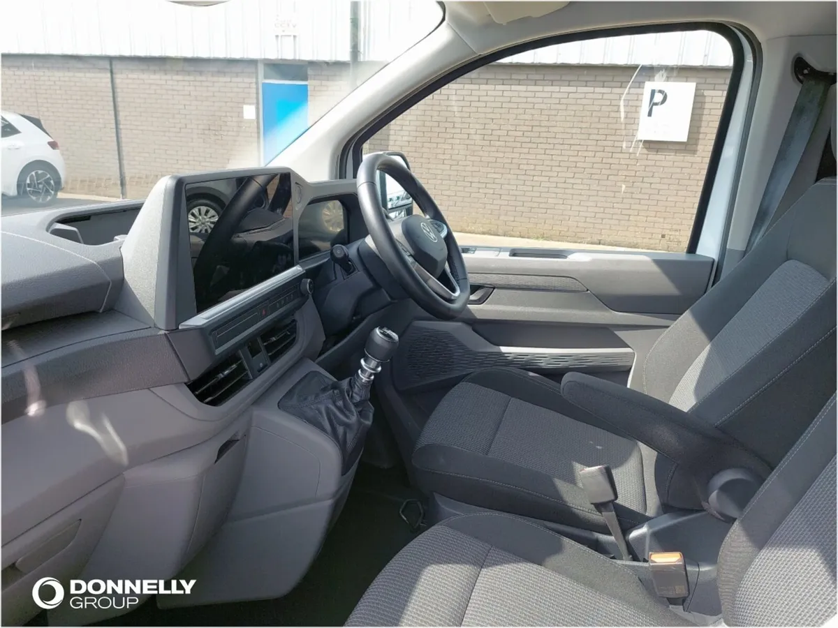 Volkswagen Transporter T28 Swb Diesel Commerce Plu - Image 2