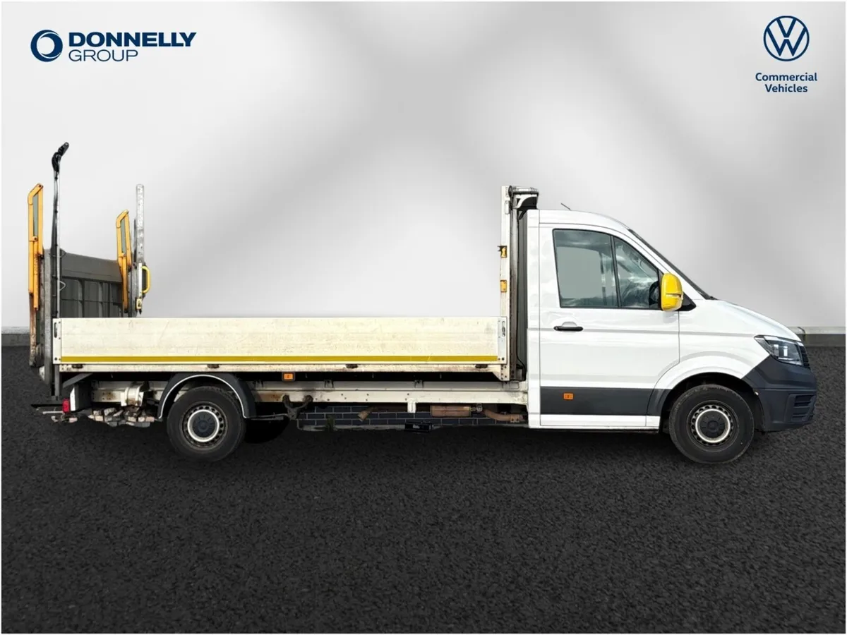 Volkswagen Crafter Cr35 Lwb Diesel Fwd Startline - Image 4