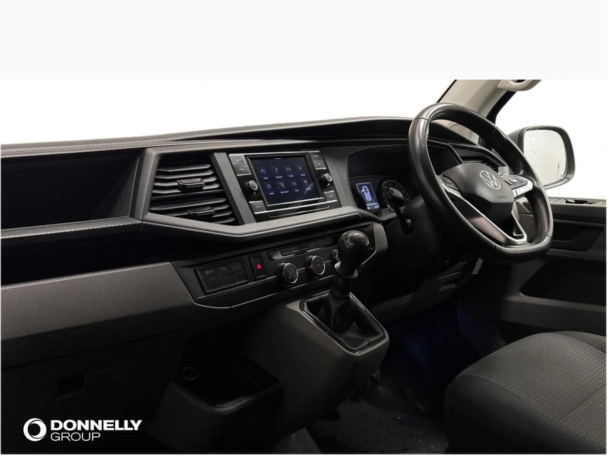 Volkswagen Transporter T28 Swb Diesel Highline - Image 2