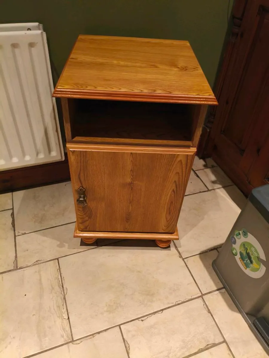 Beautiful like new locker 20 euro - Image 1