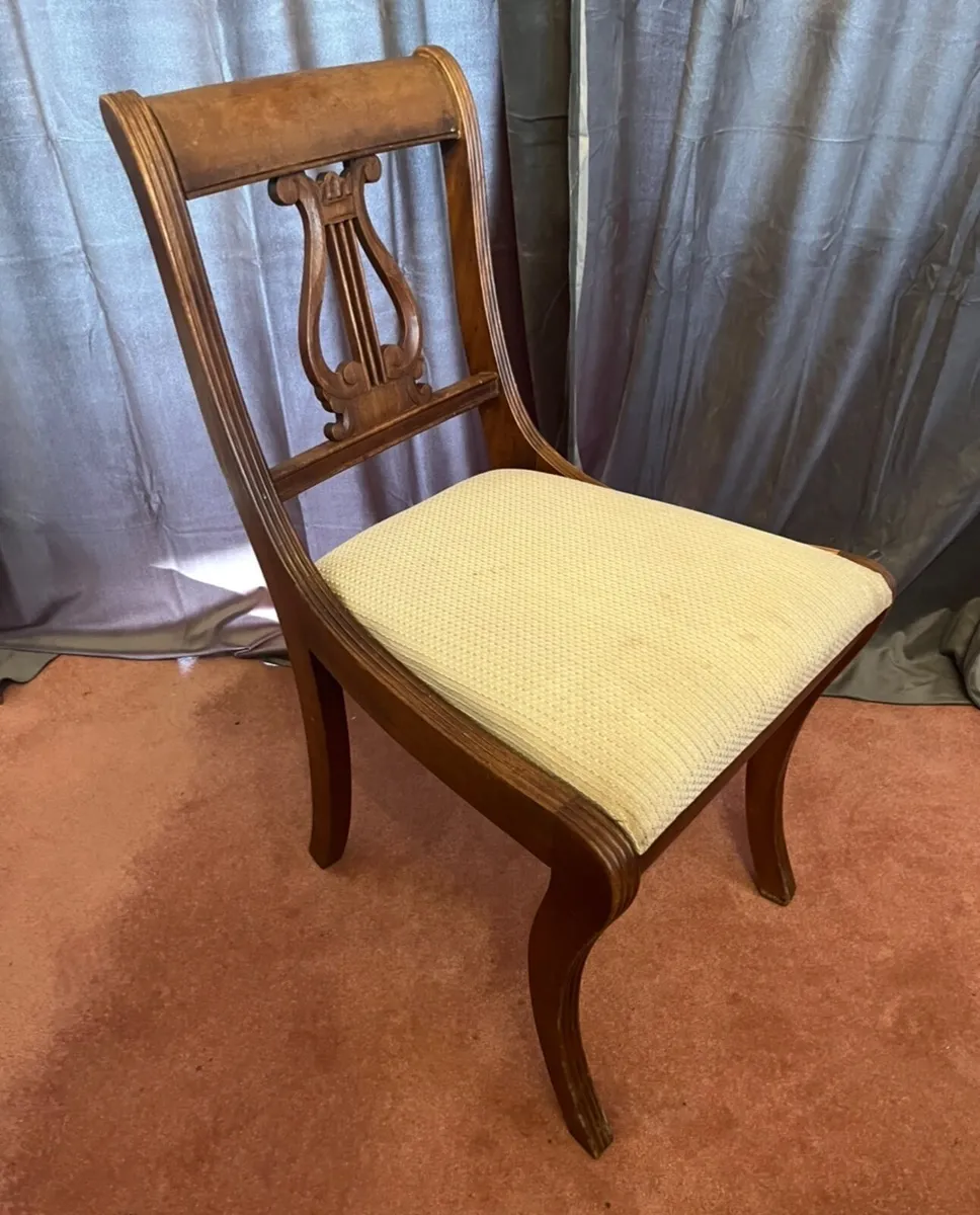 Mahogany D-end dining extendable table & 8 chairs - Image 3