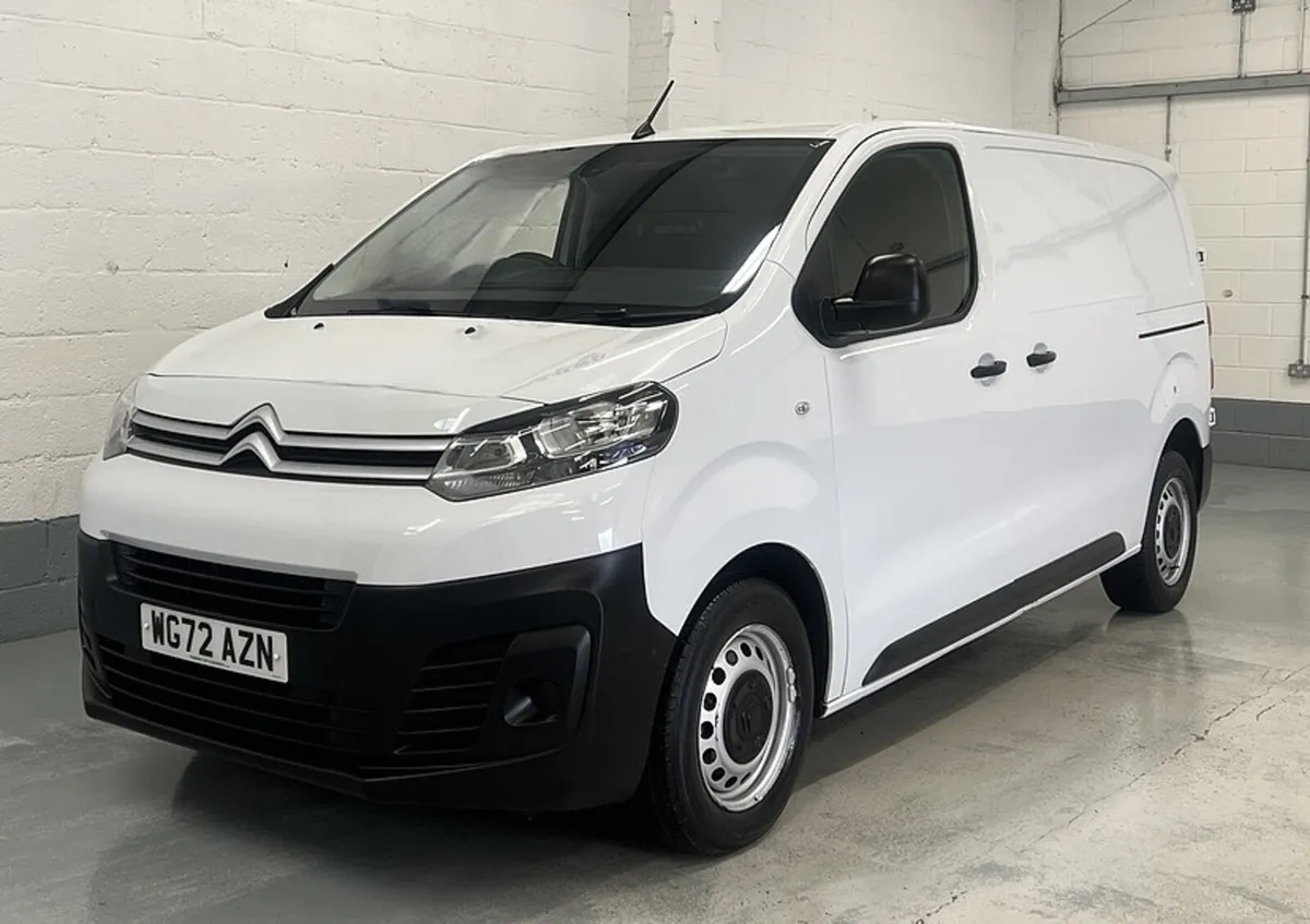 2022 Citroen Dispatch Panel Van - Image 3
