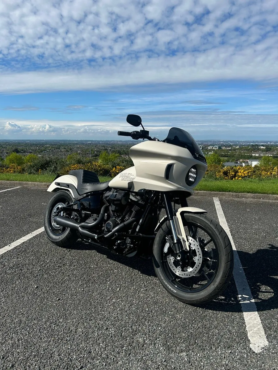 Harley-Davidson Low Rider ST - Image 1