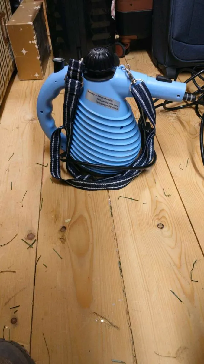 JML Handheld Steam Cleaner – Has All Attachments - Image 3