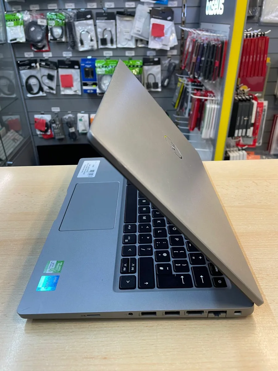 Dell Latitude 5420 14" - Image 2