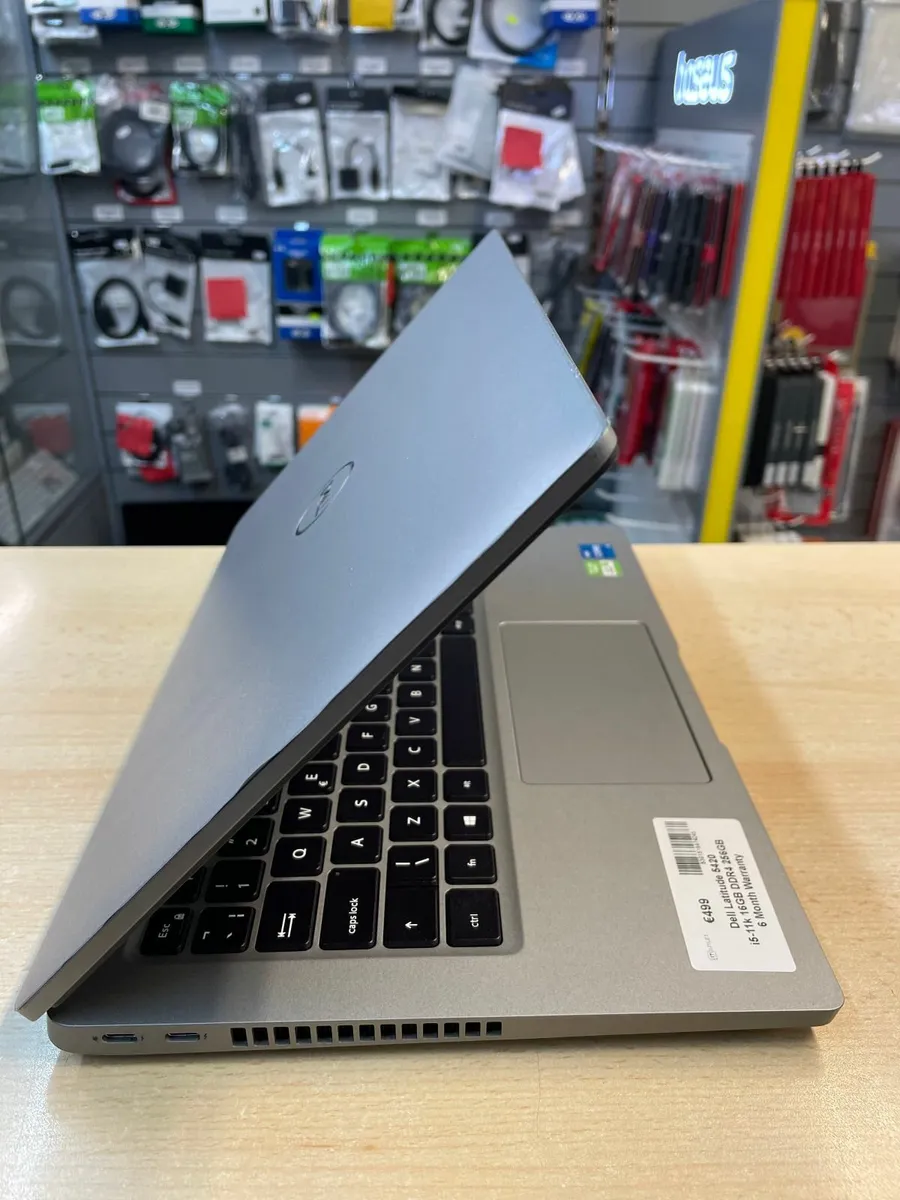 Dell Latitude 5420 14" - Image 1
