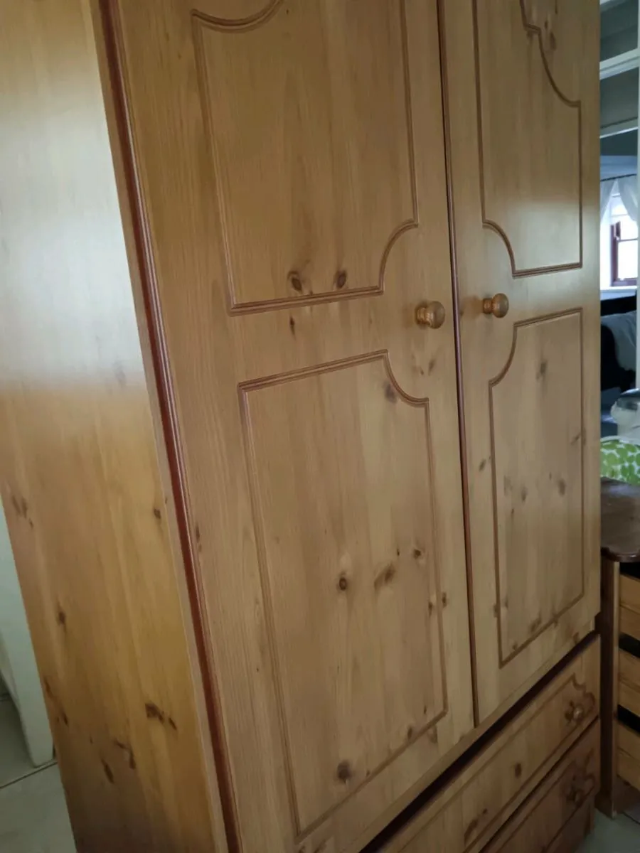 Wardrobe - Image 2