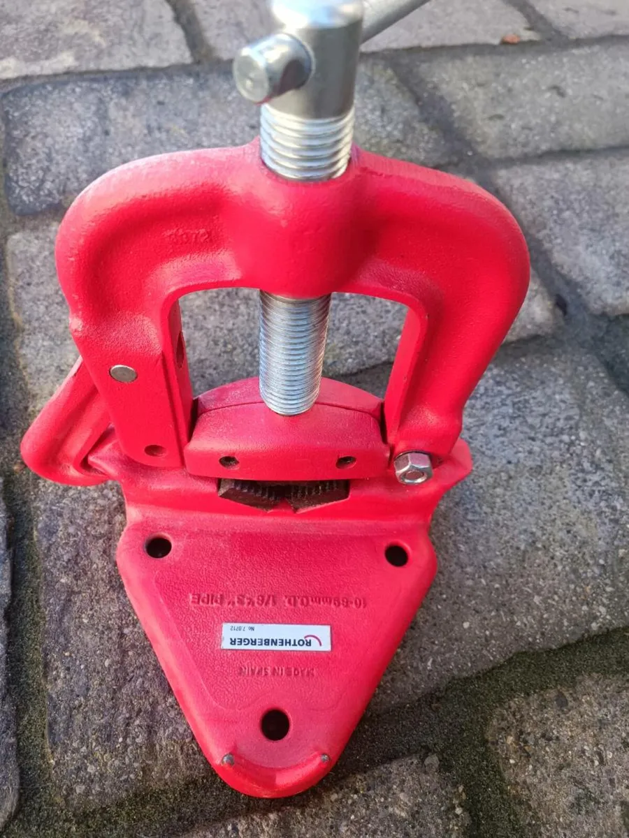 Rothenberger pipe vice. Brand new