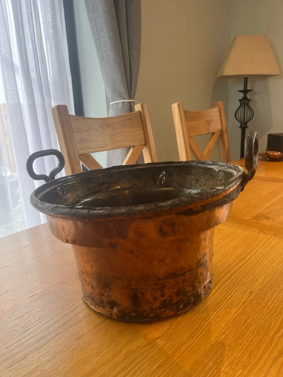 Antique French Copper Pot - Image 1