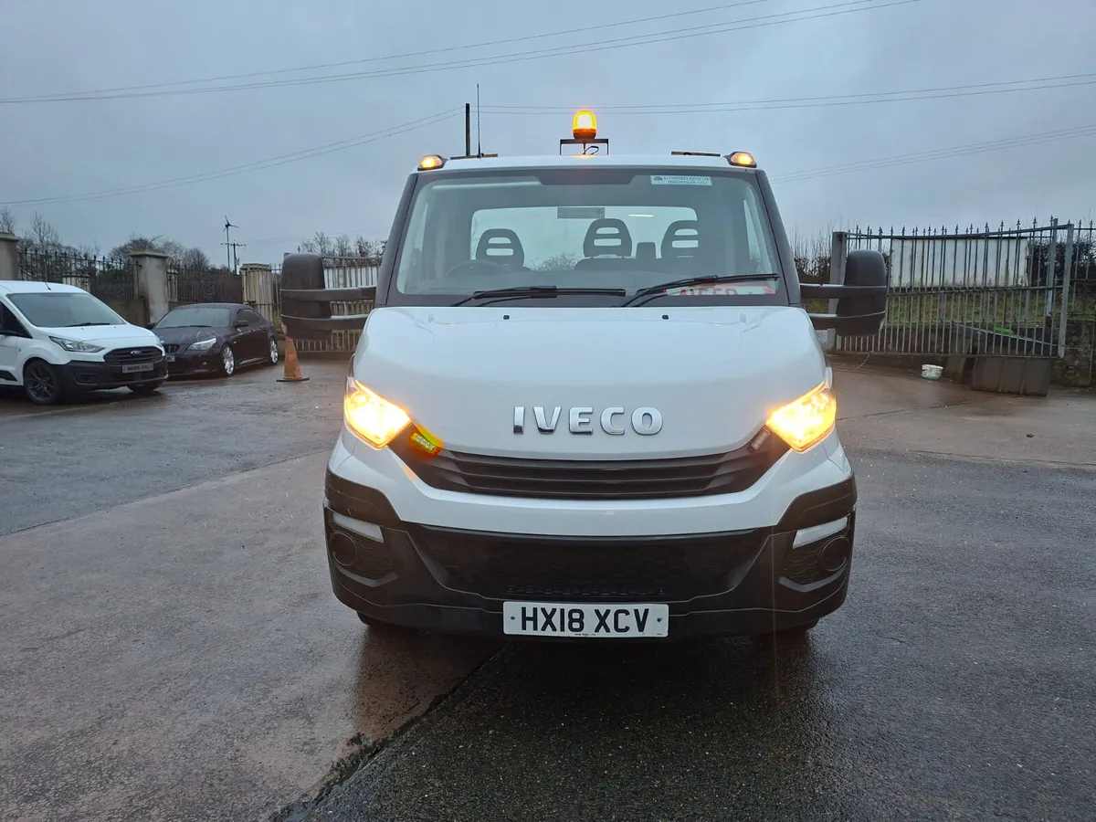 FACTORY BUILT 2018 IVECO 35C14 16 FT RECOVERY - Image 2