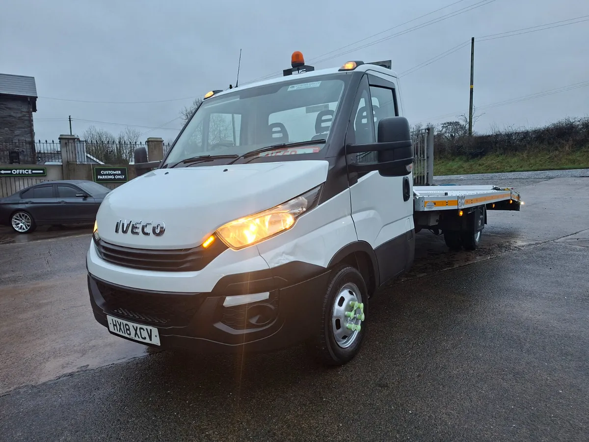 FACTORY BUILT 2018 IVECO 35C14 16 FT RECOVERY - Image 3