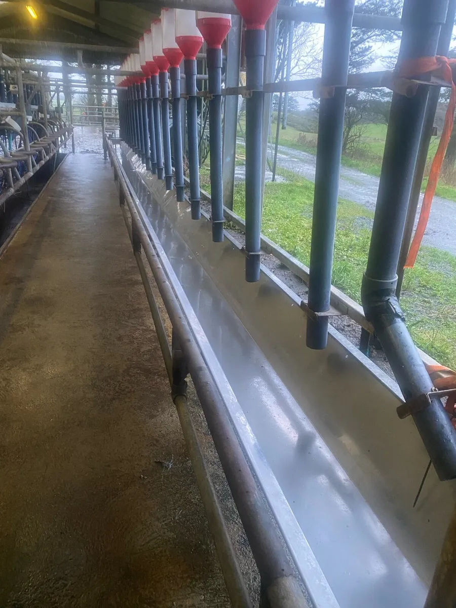 Milking machine - Image 4