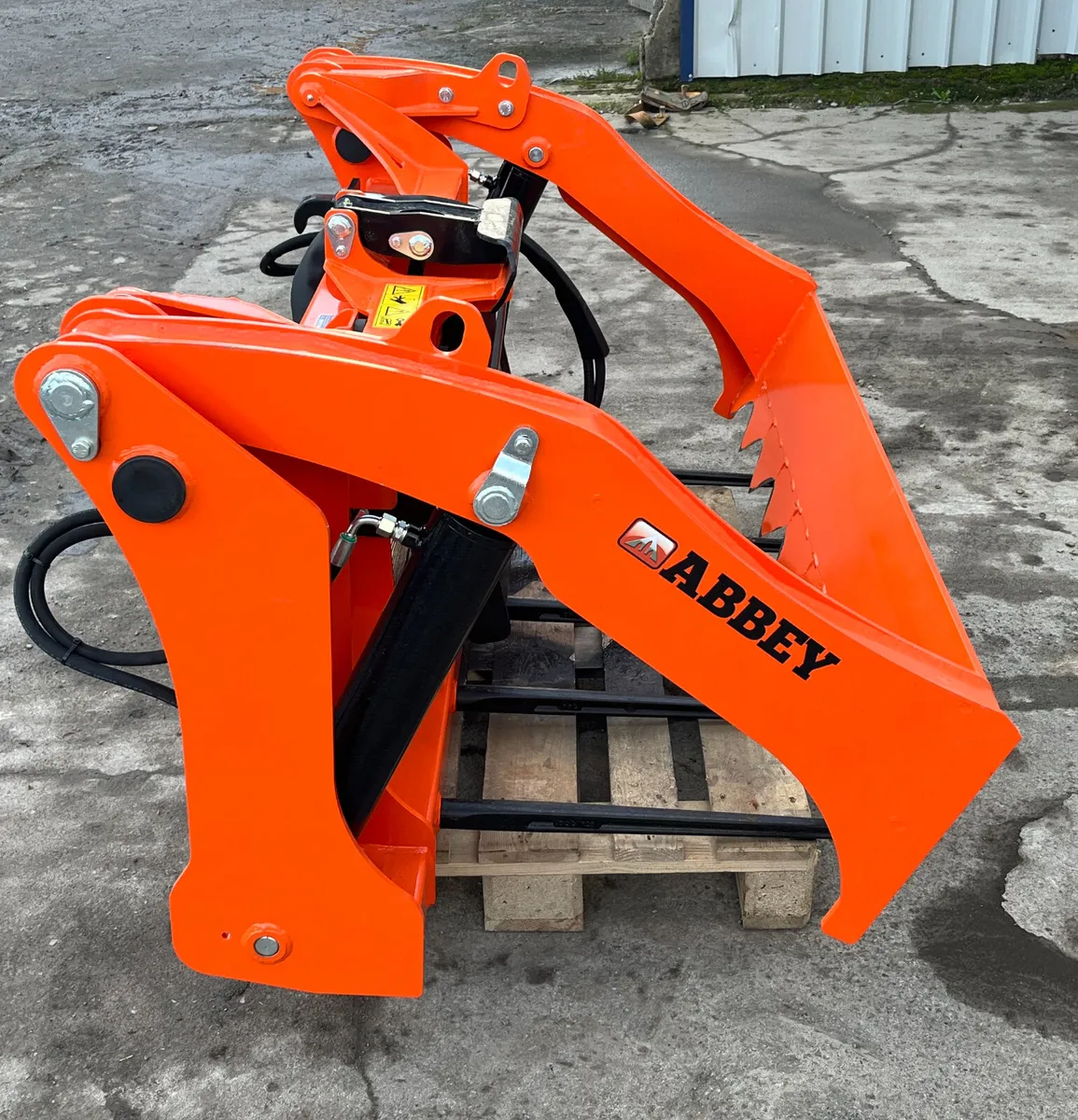 ABBEY BALE SHEAR - Image 2