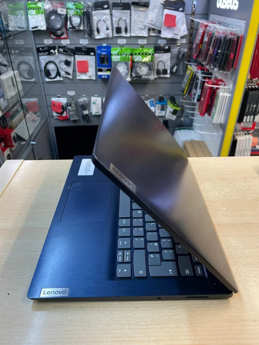 Lenovo Ideapad 3 14" - Image 1