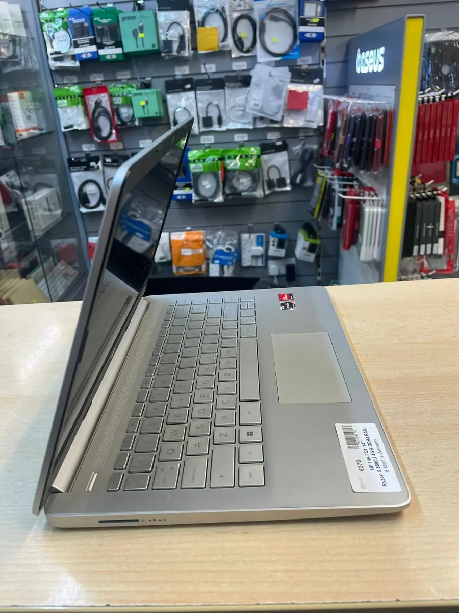 HP 14s-FQ1 14" 4GB - Image 1