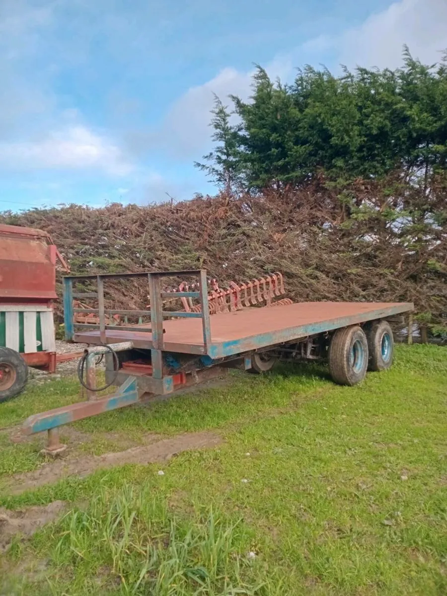 Bale Trailer 22 ft 8" long - Image 1