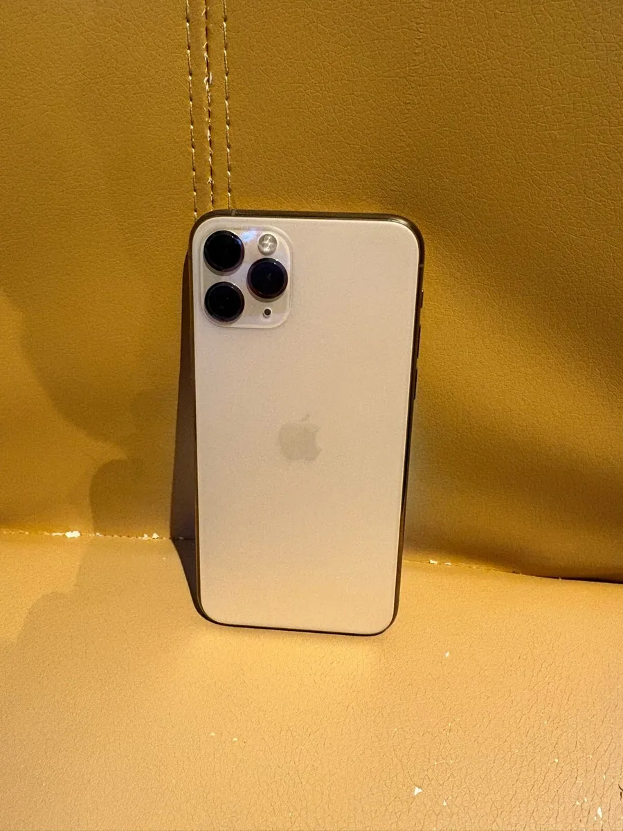 iPhone 11pro 256GB - Image 1