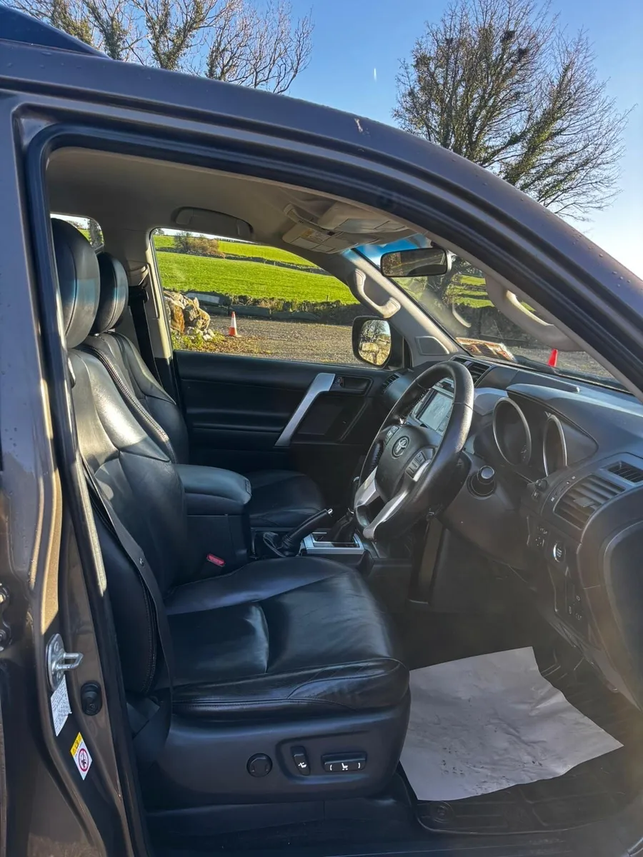 Land Cruiser - Image 3