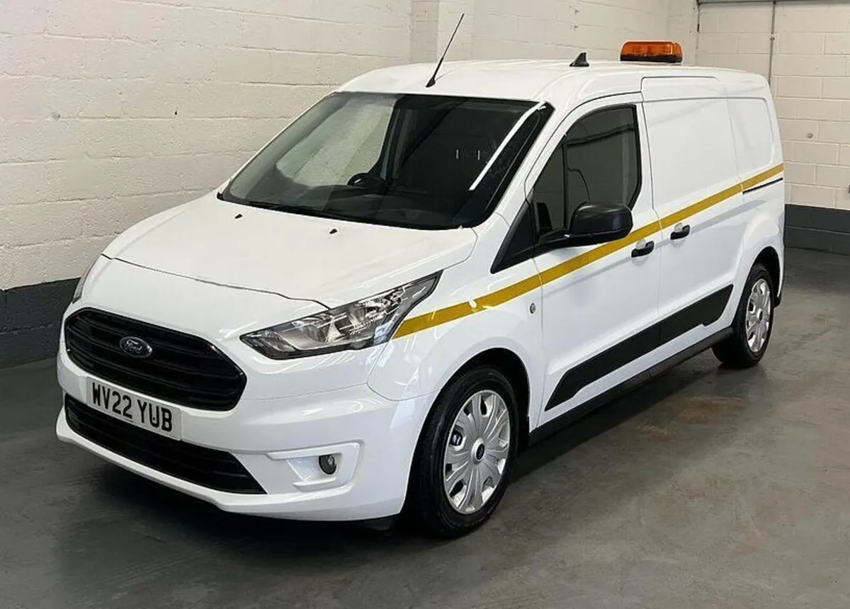 2022 Ford Transit Connect Small Panel Van - Image 3