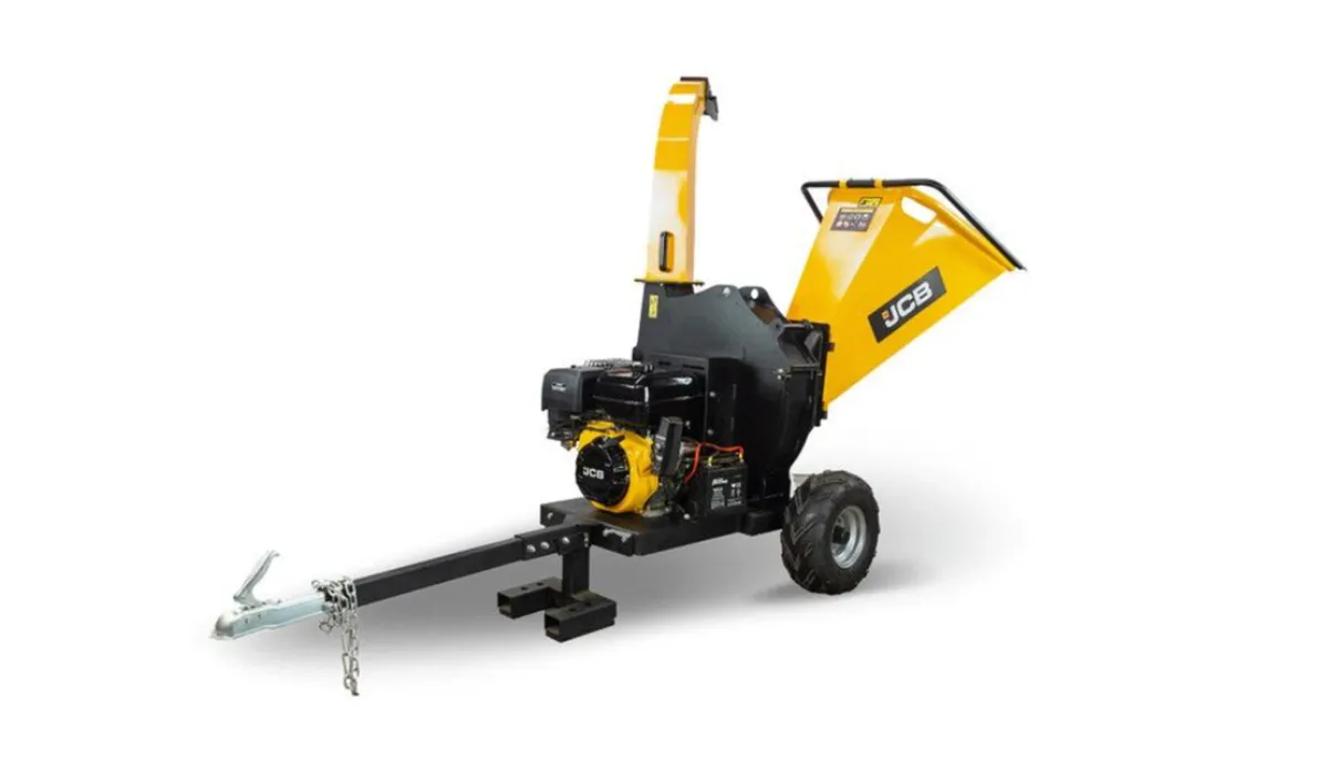 JCB  Petrol Wood Chipper 457cc 15hp Electric Start - Image 3