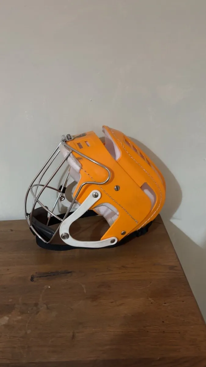 Gola Hurling Helmet 🚨SWAPS🚨 - Image 3