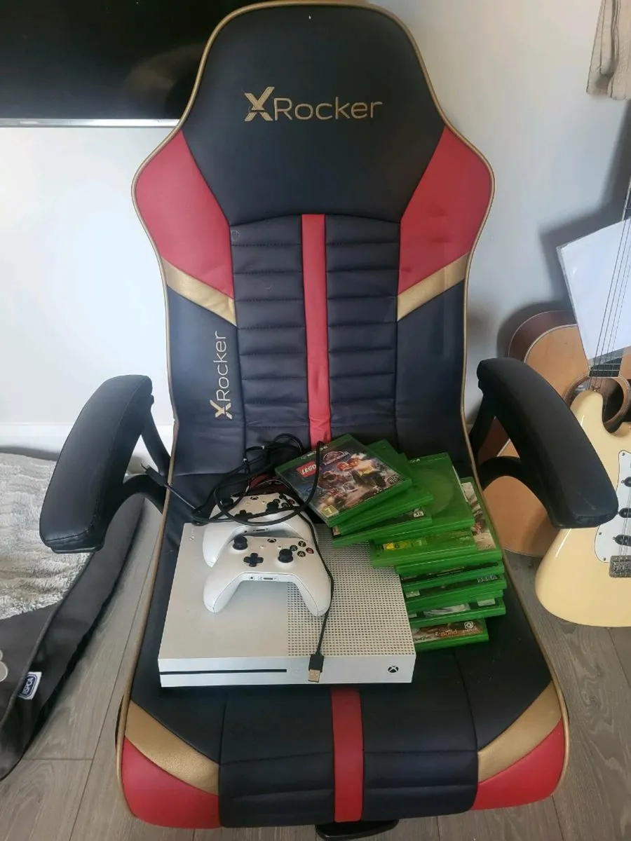 Gaming chair