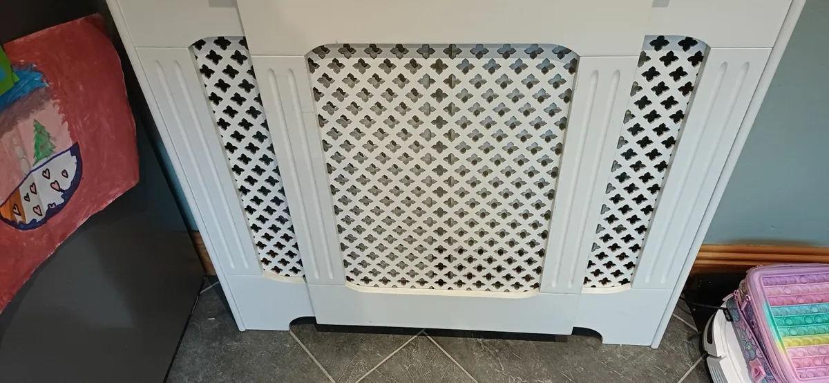 Small Radiator cover - Image 3